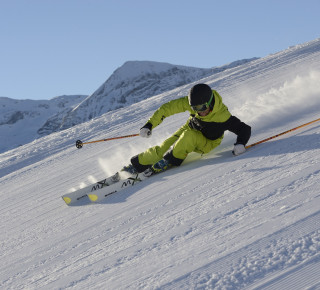 Skifahren Bild eines Skifahrers