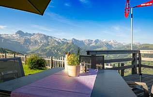 Buehlberg Terrasse Klein