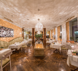 Ansicht des Restaurants Oh de Vie am Abend