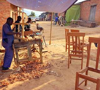 BPN in Ruanda Picture of a carpenter's workshop in Rwanda
