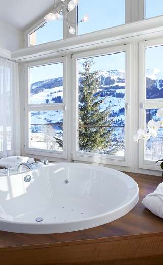 Luxury Panorama Spa Suite Whirlpool