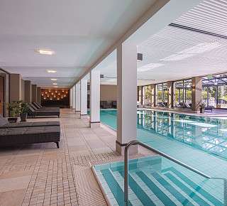 Bild des Innen-Schwimmbades