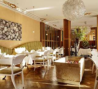 Intérieur élégant du restaurant