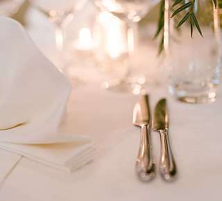 Table élégamment dressée