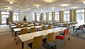 Salle de formation lumineuse