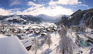 Vue panoramique depuis l’hôtel Lenkerhof