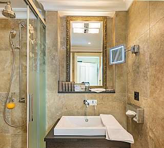 Mini single room bathroom